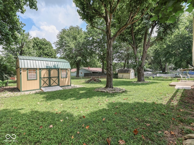 932 Yellow Pine Ct, Indianapolis, IN 46217 - photo 13