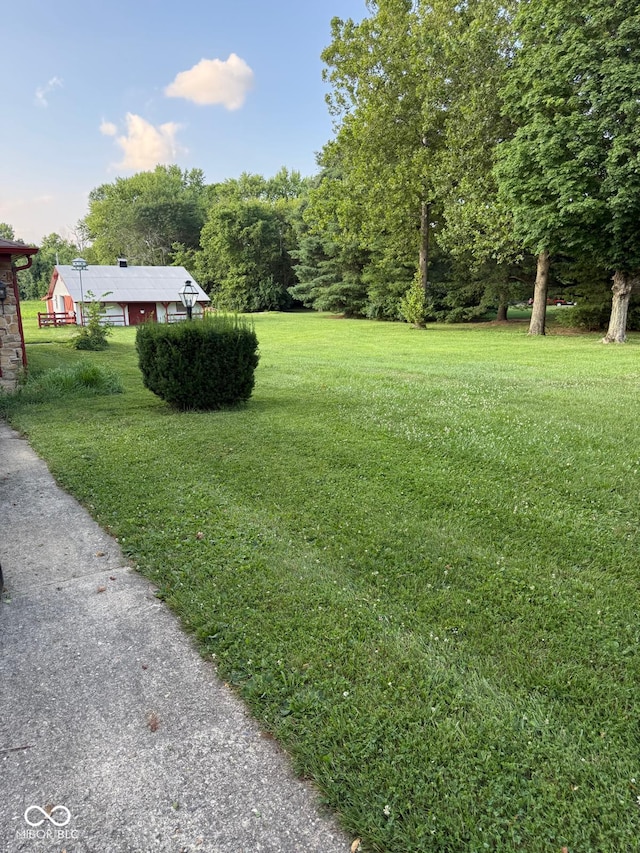 11502 E Thompson Rd, Indianapolis, IN 46239 - photo 3