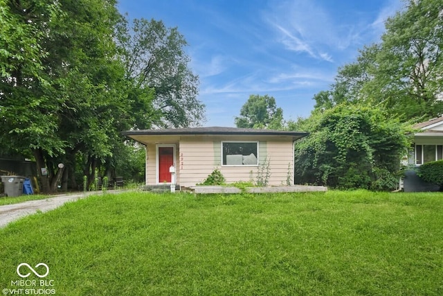 2921 Roberta Dr, Indianapolis, IN 46222 - photo 1