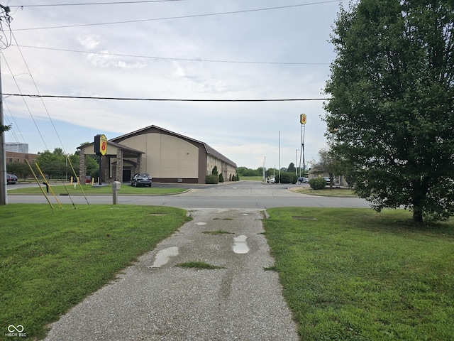 13 W Rampart St, Shelbyville, IN 46176 - photo 2