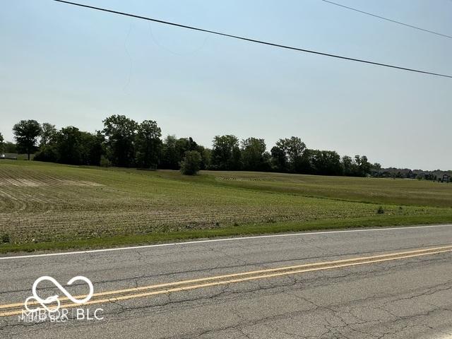 10640 E Thompson Rd E, Indianapolis, IN 46239 - photo 1