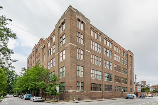 430 N Park Ave Unit 502, Indianapolis, IN 46202 - photo 1