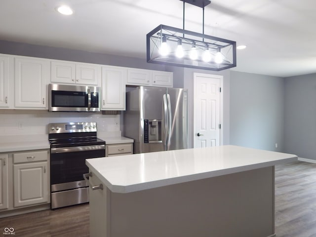 8275 Locke Cir, Avon, IN 46123 - photo 4