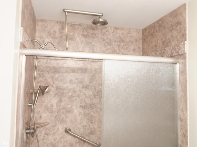8275 Locke Cir, Avon, IN 46123 - photo 19