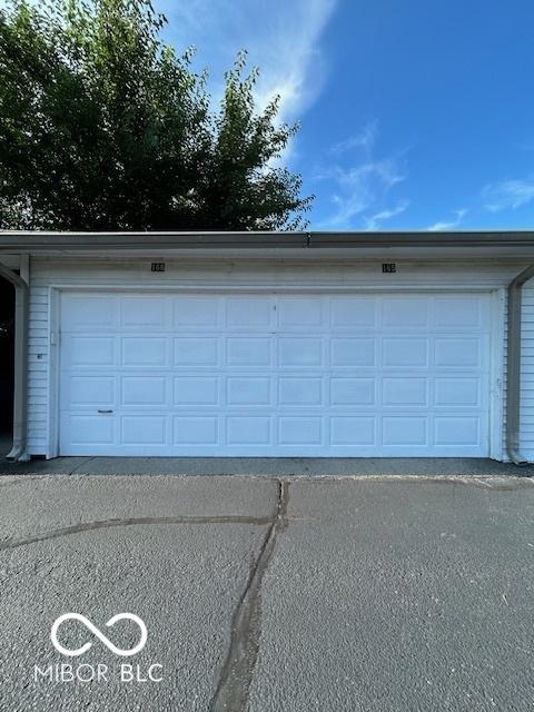 3016 Lake Shore Dr Unit B, Indianapolis, IN 46205 - photo 22