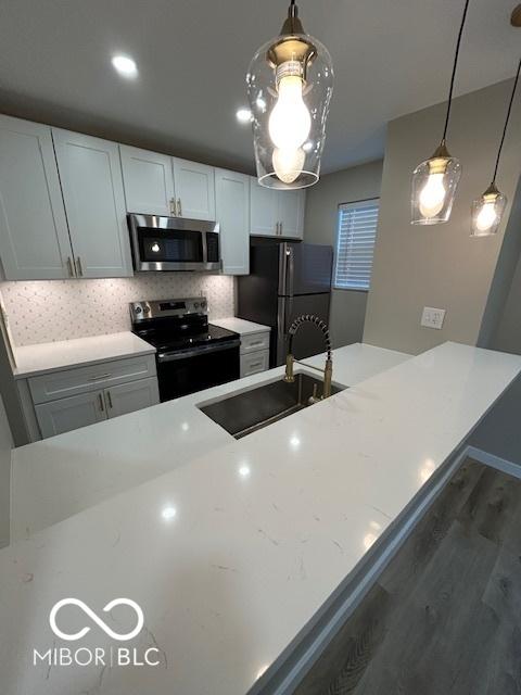 3016 Lake Shore Dr Unit B, Indianapolis, IN 46205 - photo 4