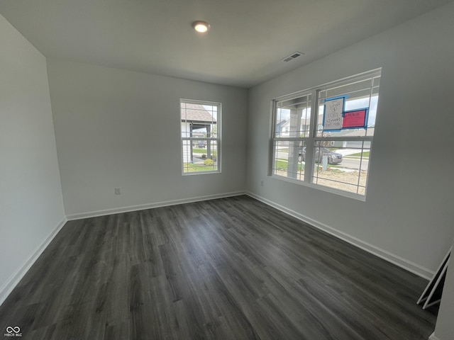 1307 Fleming Dr, Greenfield, IN 46140 - photo 2