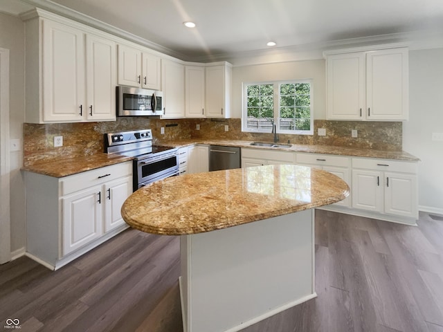 10093 Parkshore Dr, Fishers, IN 46038 - photo 6