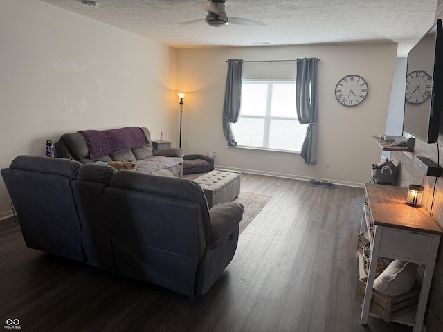2418 Ashton Ln, Greenwood, IN 46143 - photo 3