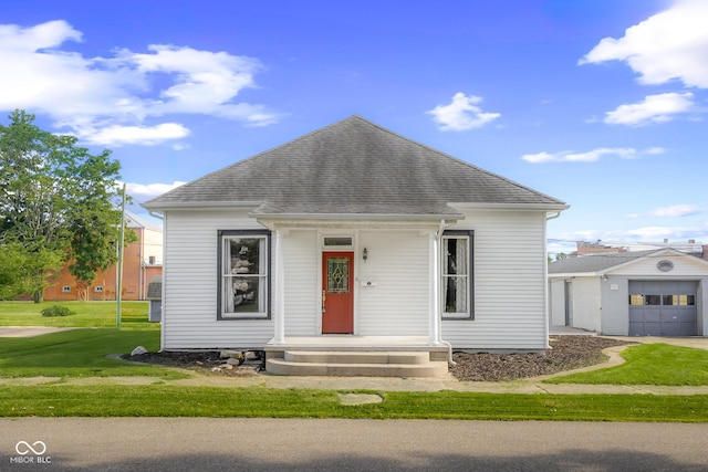 329 Cross St, Hope, IN 47246 - photo 1