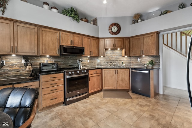 7749 Chesapeake Dr W, Indianapolis, IN 46236 - photo 27