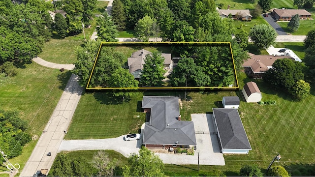 740 Wildwood Dr, Greenfield, IN 46140 - photo 9