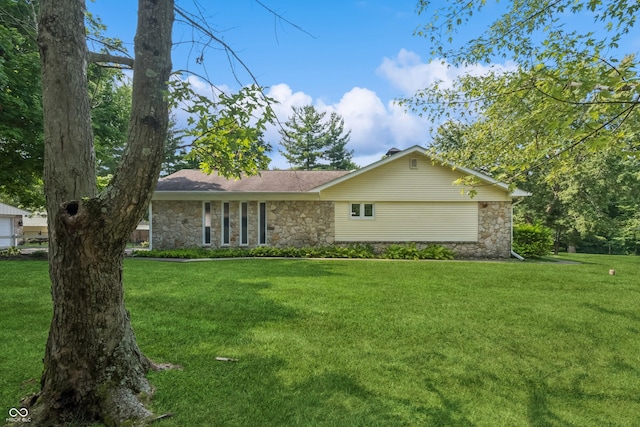 740 Wildwood Dr, Greenfield, IN 46140 - photo 13