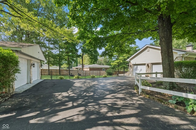 740 Wildwood Dr, Greenfield, IN 46140 - photo 14