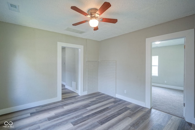 2049 Houston St, Indianapolis, IN 46218 - photo 8
