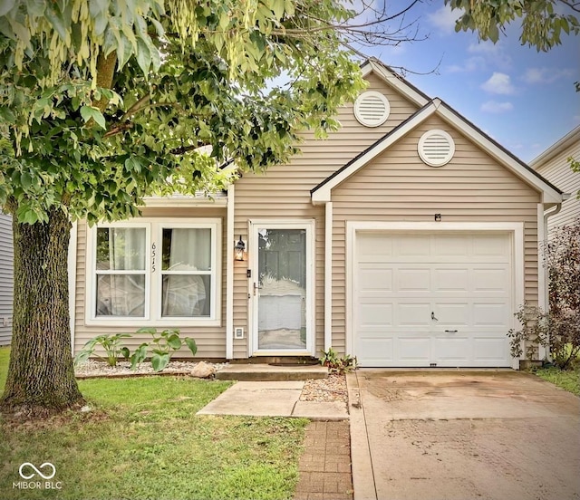 6515 Redland Dr, Indianapolis, IN 46217 - photo 1