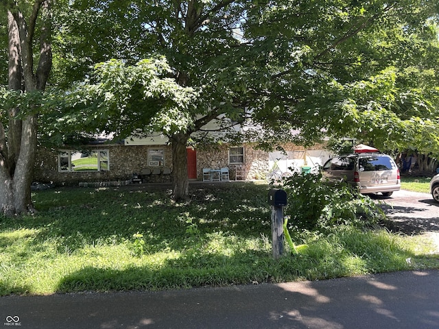 740 Sycamore St, Westfield, IN 46074 - photo 2