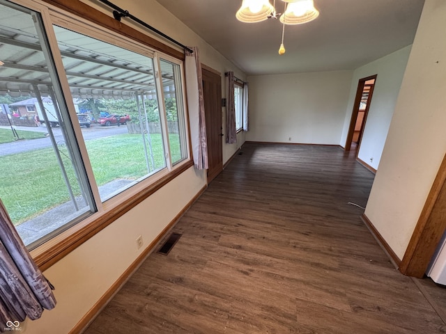 1610 N Coolidge Ave, Indianapolis, IN 46219 - photo 9