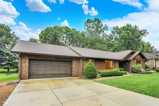 8537 Ridge Hill Dr, Indianapolis, IN 46217 - photo 3