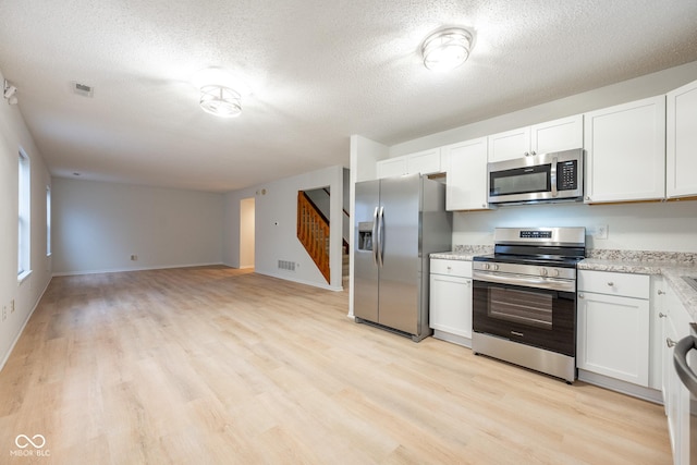 2818 Driving Wind Way, Indianapolis, IN 46268 - photo 4
