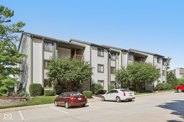 8168 Shorewalk Dr Apt D, Indianapolis, IN 46236 - photo 3