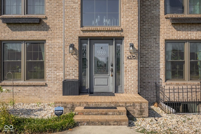 4376 Red Hawk Ct, Columbus, IN 47203 - photo 2