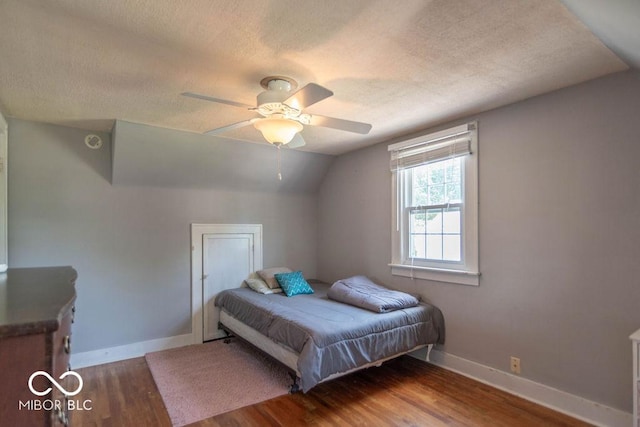 560 S Center St, Plainfield, IN 46168 - photo 22