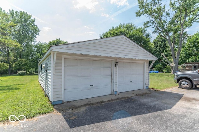 560 S Center St, Plainfield, IN 46168 - photo 25