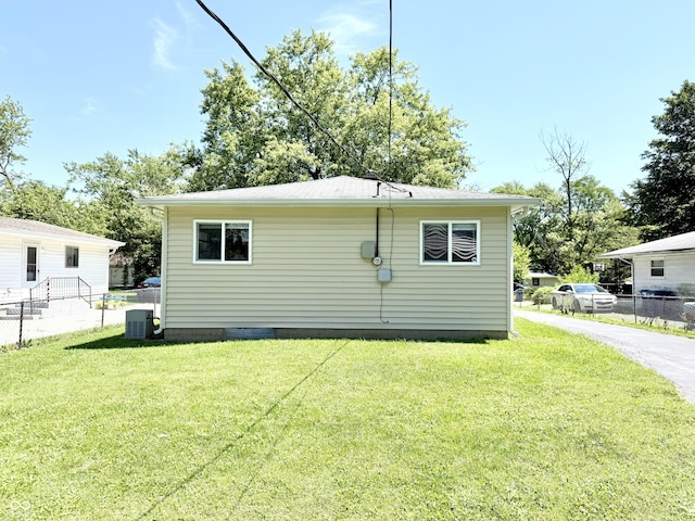172 Monroe St, Indianapolis, IN 46229 - photo 26