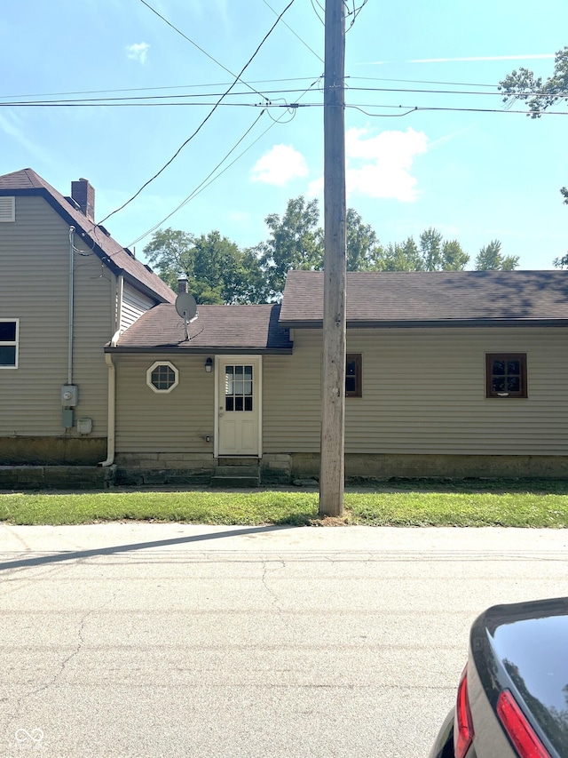 511 Whitlock Ave, Crawfordsville, IN 47933 - photo 2