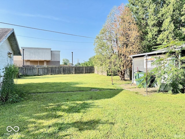 1724 S Elm St, Muncie, IN 47302 - photo 11