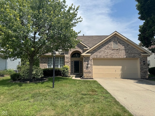 10311 Lakeland Dr, Fishers, IN 46037 - photo 1