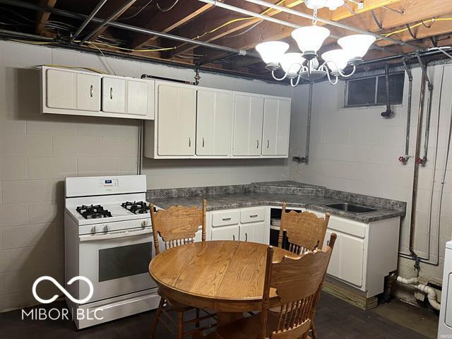 2800 Meadowbrook Dr, New Castle, IN 47362 - photo 22