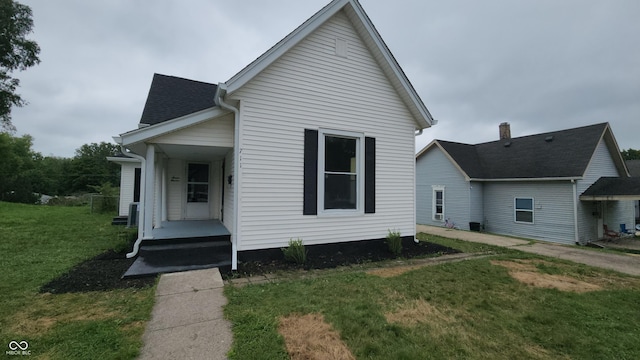 711 Tuttle Ave, Crawfordsville, IN 47933 - photo 2