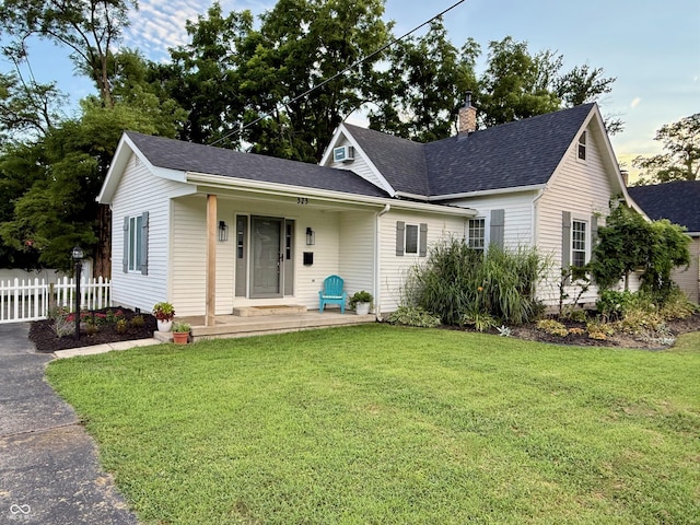 323 Mulberry St, Danville, IN 46122 - photo 1