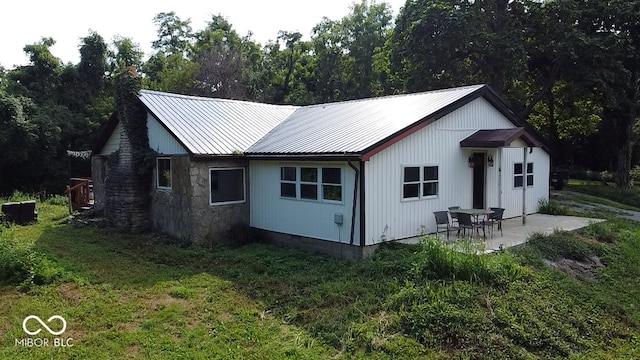 25146 Sanes Creek Rd, Laurel, IN 47024 - photo 4