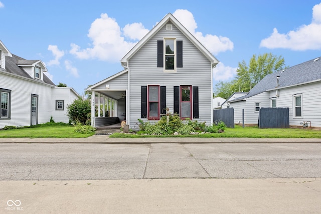 143 N E St, Pendleton, IN 46064 - photo 2