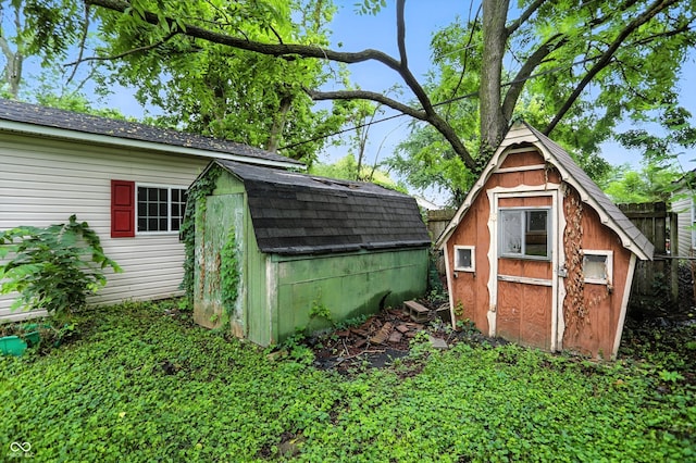 119 N Brewer St, Greenwood, IN 46142 - photo 40