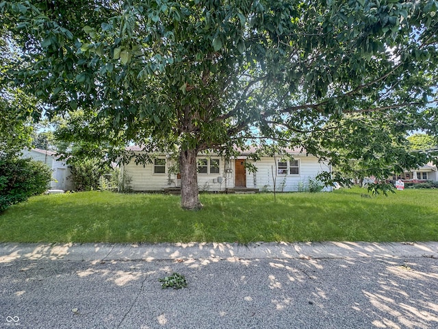 29 Forest Ave, Greenfield, IN 46140 - photo 2