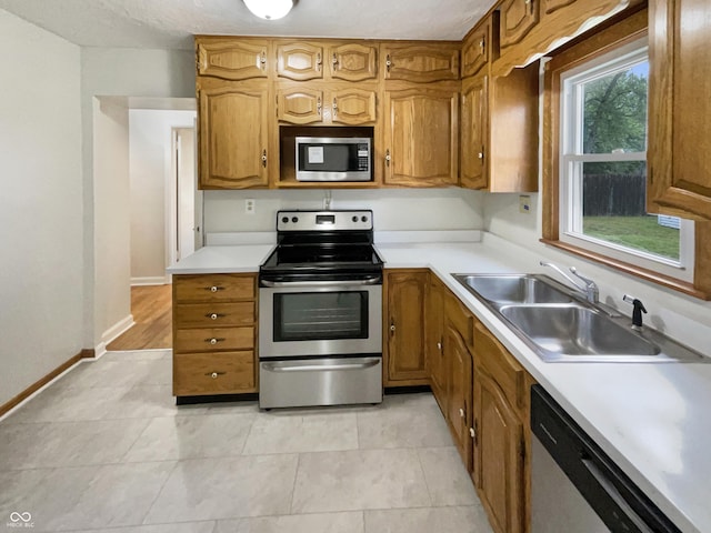 3218 W 18th St, Anderson, IN 46011 - photo 12