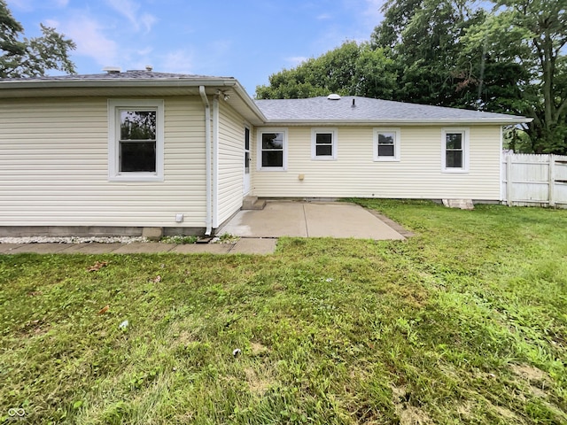 3218 W 18th St, Anderson, IN 46011 - photo 8