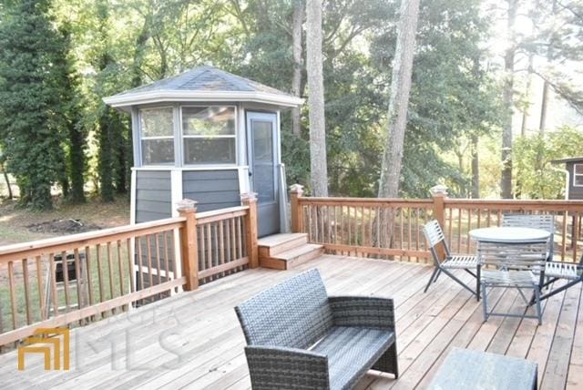 view of wooden deck