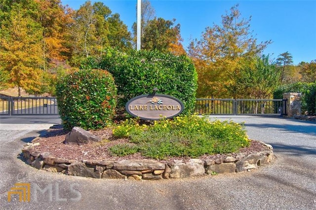 Listing photo 3 for 228 Stone Cliff Trce, Cleveland GA 30528