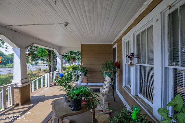 view of patio featuring covered porch