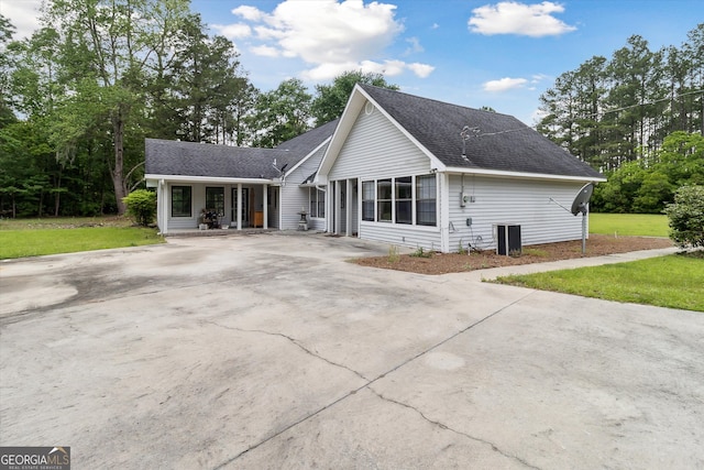 exterior space with a front yard