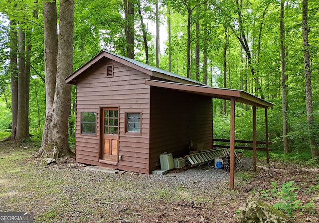 view of outdoor structure