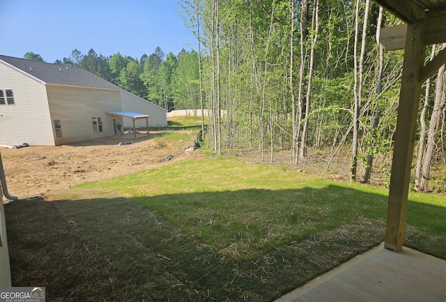 view of yard featuring a patio