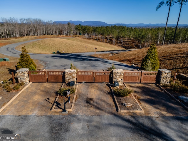 Listing photo 3 for 121 High River Xing, Ellijay GA 30540