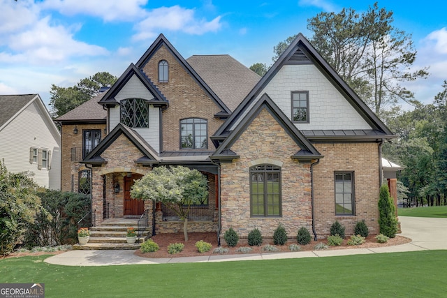 view of front of house with a front yard