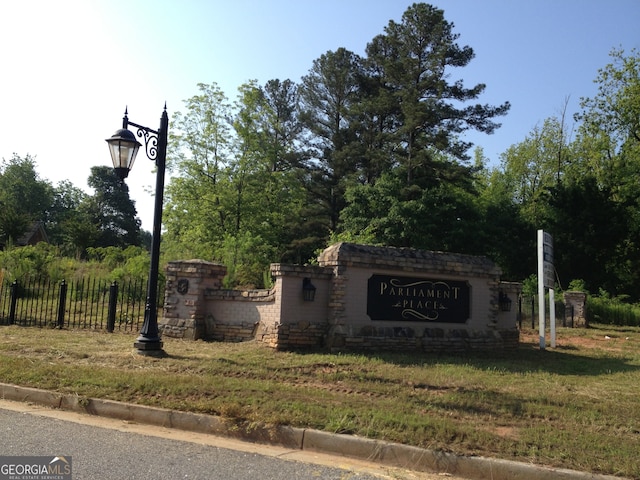 Listing photo 2 for 1002 Queens Bridge Way, Griffin GA 30223